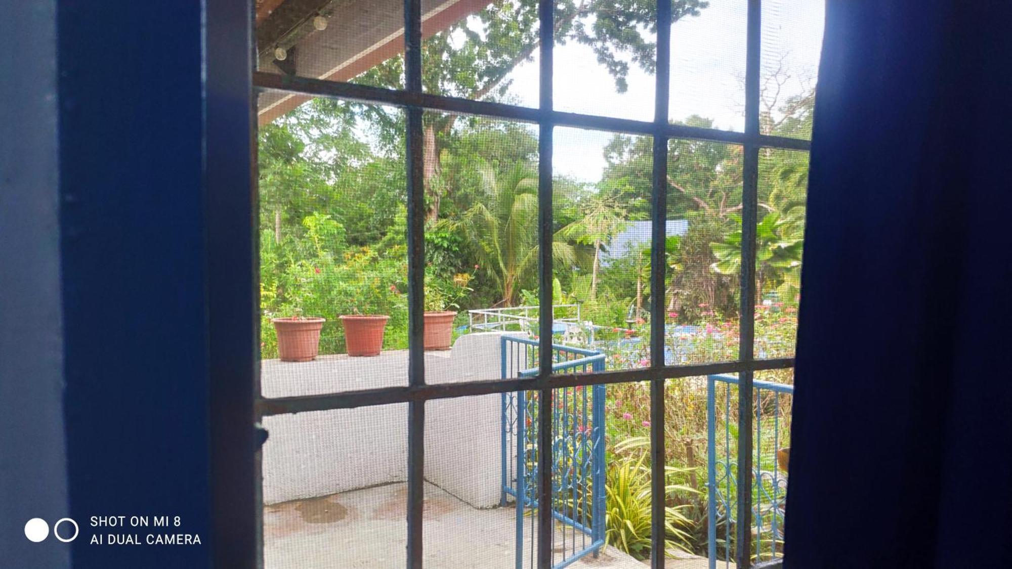 Sun House Rental Mambajao Exteriör bild